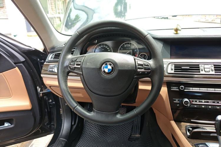 Used BMW 7 Series 2011 740Li Steinway Limited Edition Steering Wheel