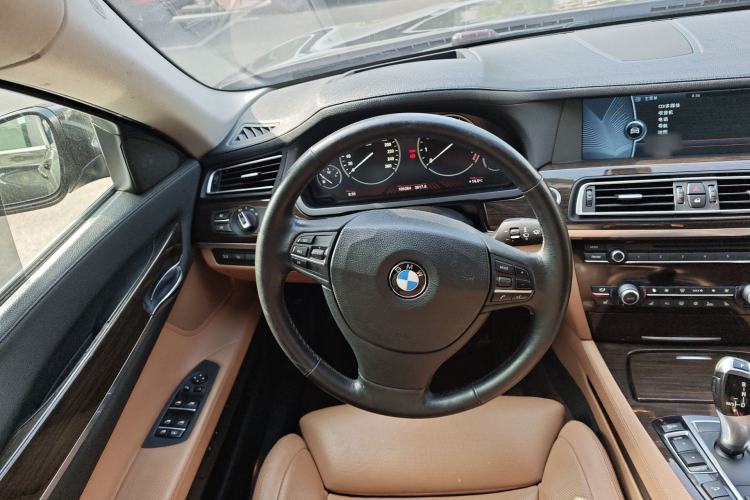 Used BMW 7 Series 2011 750Li xDrive Steering Wheel
