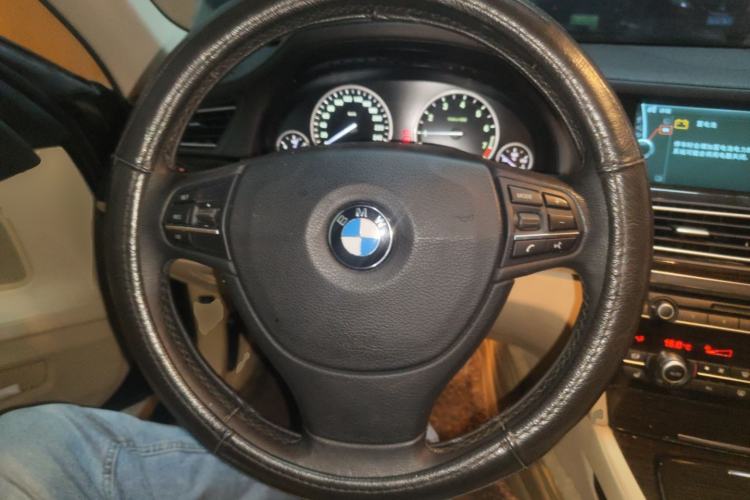 Used BMW 7 Series 2011 730Li Elegant Model Steering Wheel