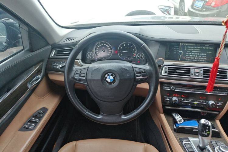 Used BMW 7 Series 2011 730Li Elegant Model Steering Wheel