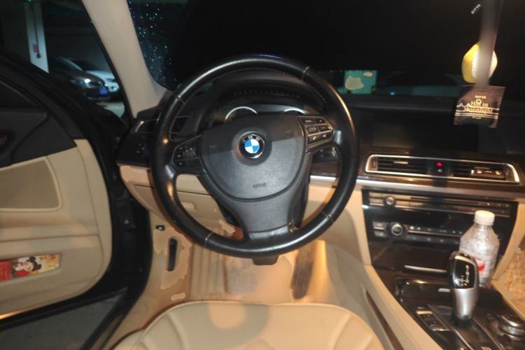 Used BMW 7 Series 2011 730Li Elegant Model Steering Wheel