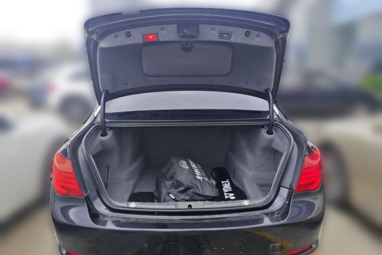 Used BMW 7 Series 2011 730Li Elegant Model Trunk