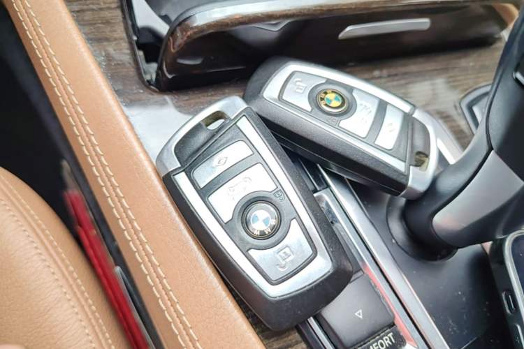 Used BMW 7 Series 2011 730Li Elegant Model Vehicle Key