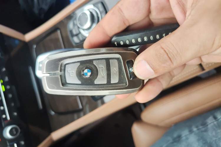 Used BMW 7 Series 2011 730Li Elegant Model Vehicle Key