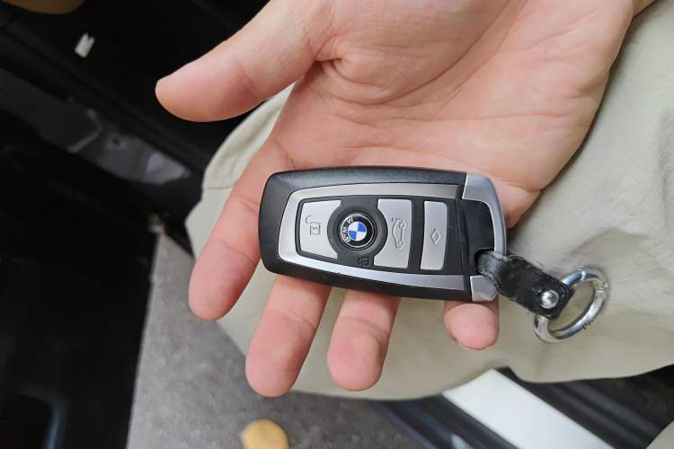 Used BMW 7 Series 2011 730Li Elegant Model Vehicle Key