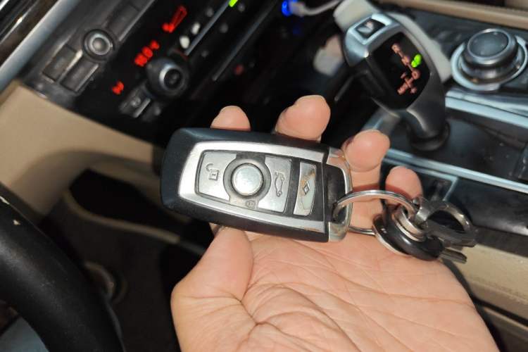 Used BMW 7 Series 2011 730Li Elegant Model Vehicle Key