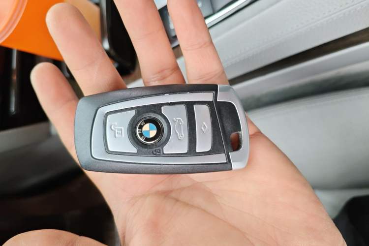 Used BMW 7 Series 2011 730Li Elegant Model Vehicle Key