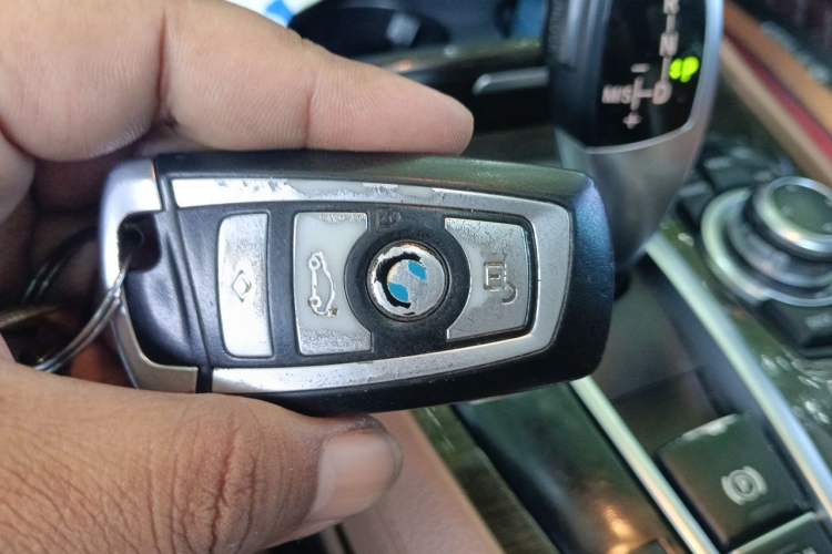 Used BMW 7 Series 2011 730Li Elegant Model Vehicle Key