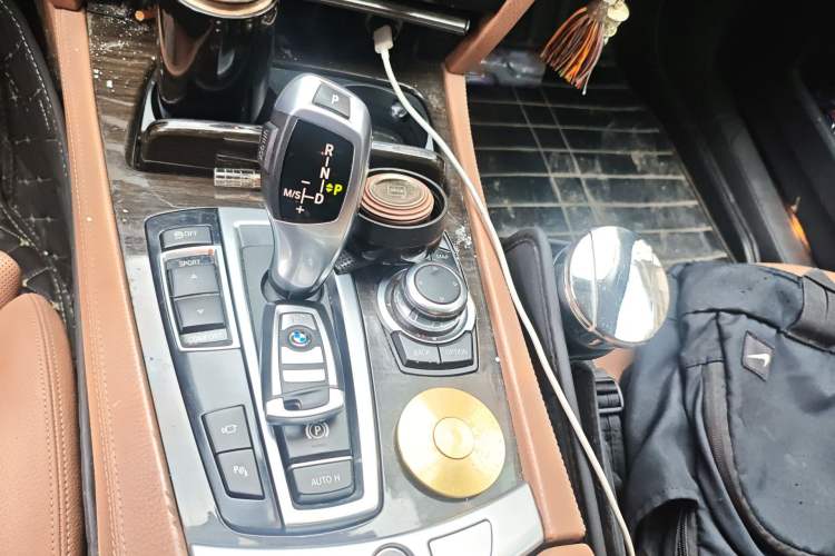 Used BMW 7 Series 2011 730Li Elegant Model Gear Lever