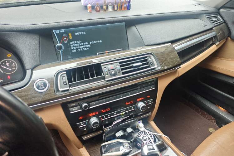 Used BMW 7 Series 2011 730Li Elegant Model Audio And AC Panel