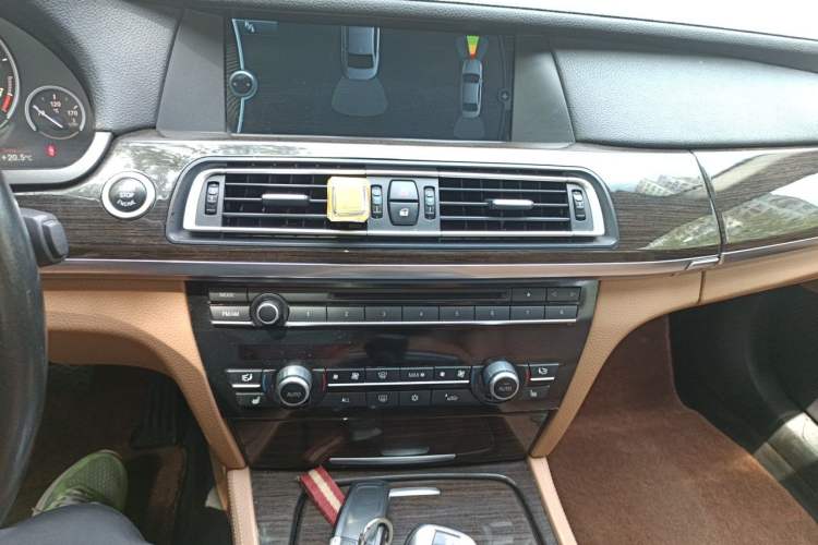 Used BMW 7 Series 2011 730Li Elegant Model Audio And AC Panel