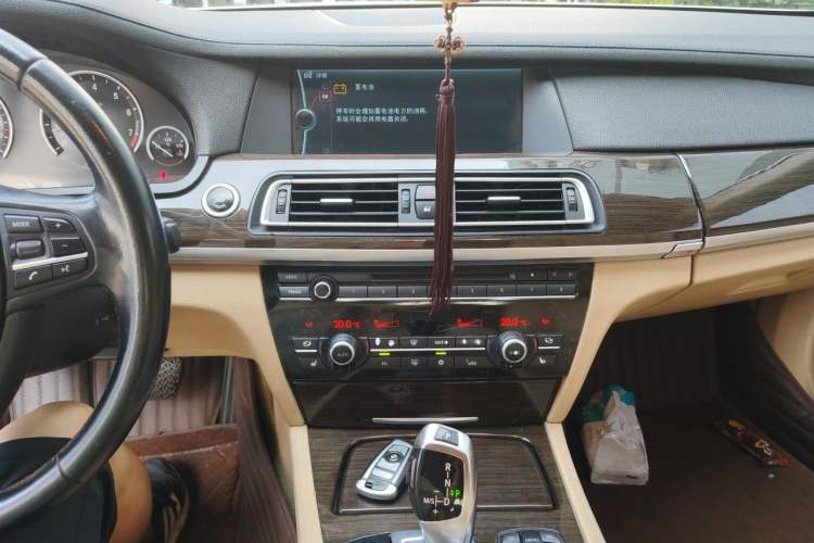 Used BMW 7 Series 2011 730Li Elegant Model Audio And AC Panel