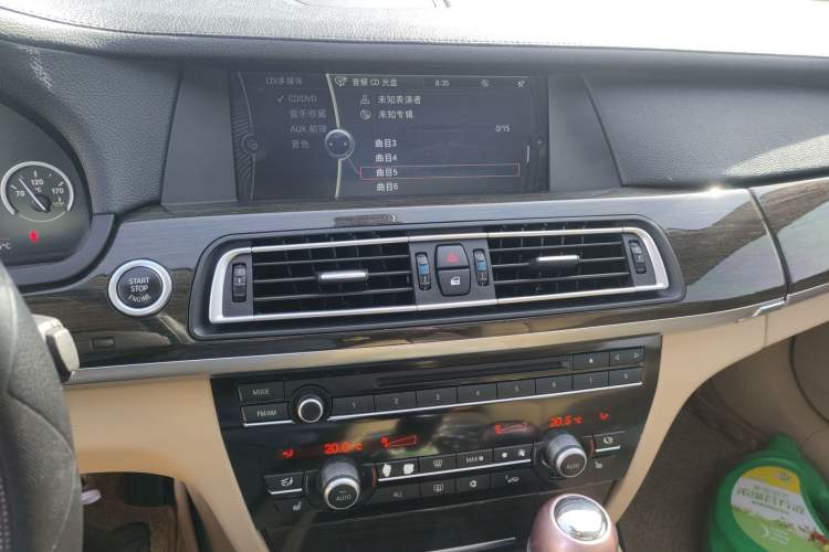 Used BMW 7 Series 2011 730Li Elegant Model Audio And AC Panel