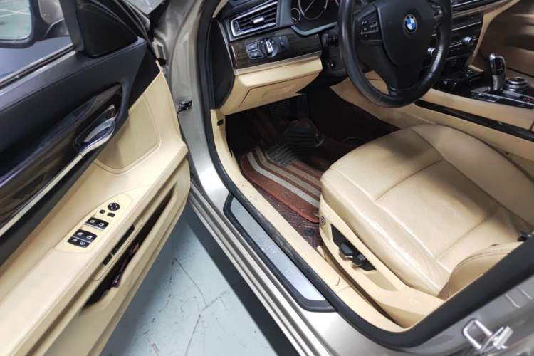 Used BMW 7 Series 2011 730Li Elegant Model Driver Seat