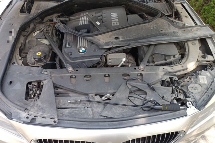 Used BMW 7 Series 2011 730Li Elegant Model Engine Bay