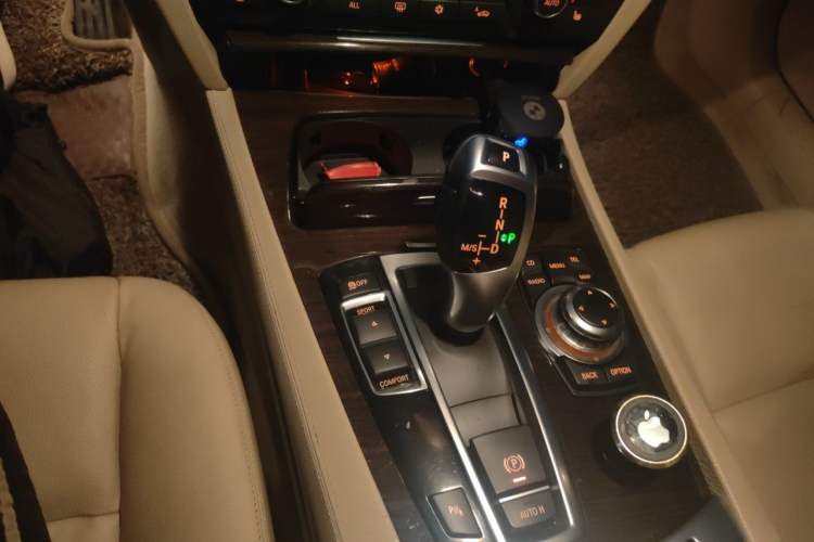 Used BMW 7 Series 2011 730Li Elegant Model Gear Lever