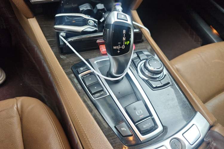 Used BMW 7 Series 2011 730Li Elegant Model Gear Lever