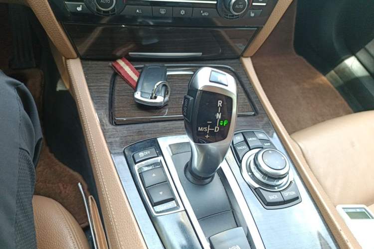 Used BMW 7 Series 2011 730Li Elegant Model Gear Lever