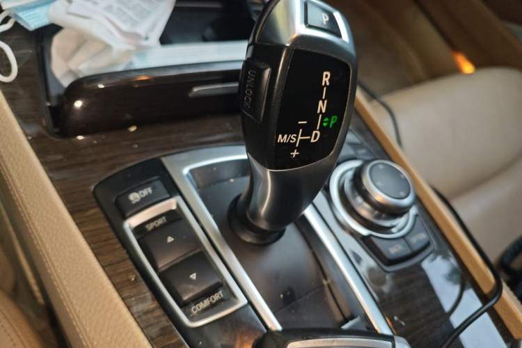 Used BMW 7 Series 2011 730Li Elegant Model Gear Lever