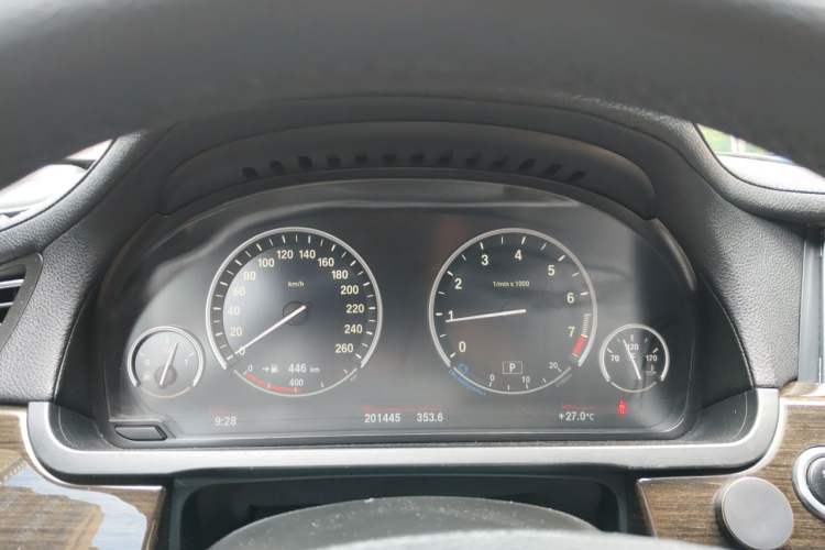 Used BMW 7 Series 2011 730Li Elegant Model Instrument Cluster