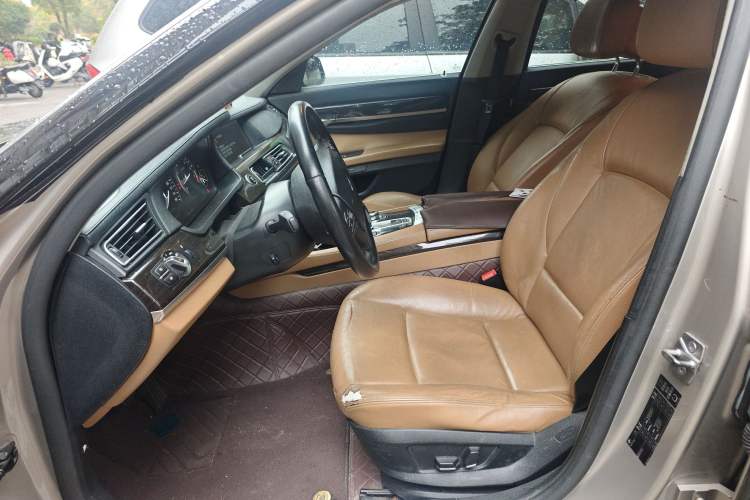Used BMW 7 Series 2011 730Li Elegant Model Left Front Seat