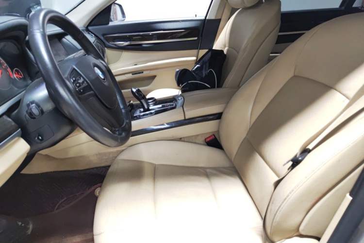 Used BMW 7 Series 2011 730Li Elegant Model Left Front Seat
