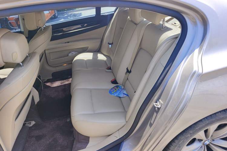 Used BMW 7 Series 2011 730Li Elegant Model Left Rear Seat