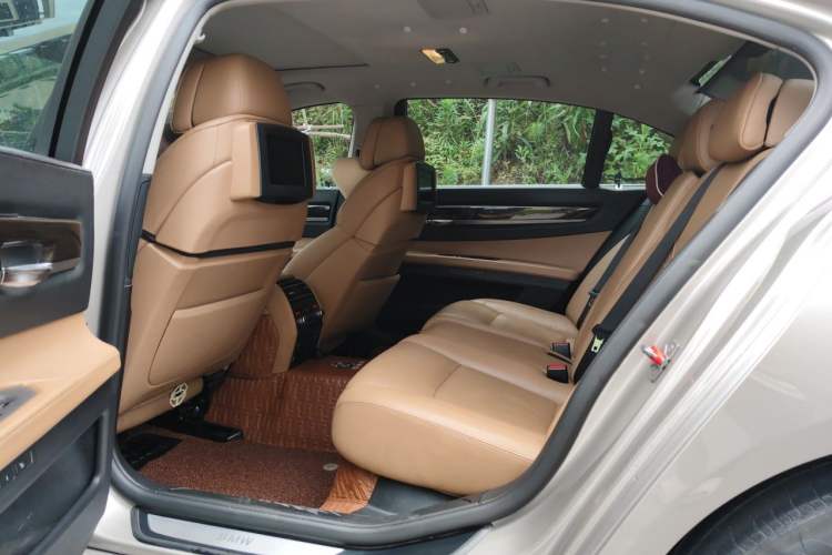 Used BMW 7 Series 2011 730Li Elegant Model Left Rear Seat