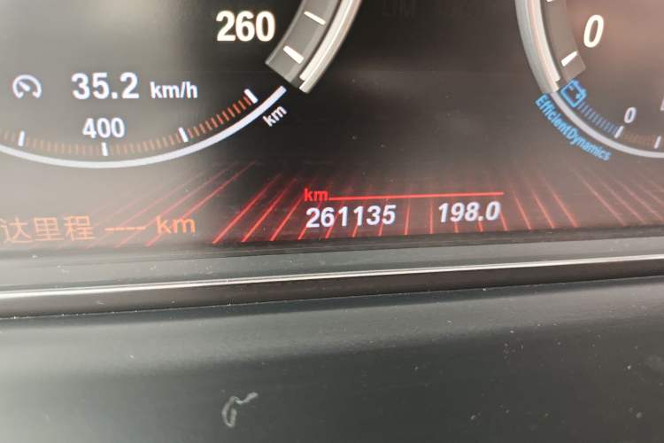 Used BMW 7 Series 2011 730Li Elegant Model Odometer Close Up