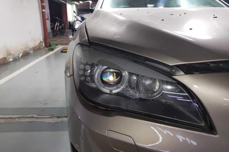 Used BMW 7 Series 2011 730Li Elegant Model Right Front Headlight