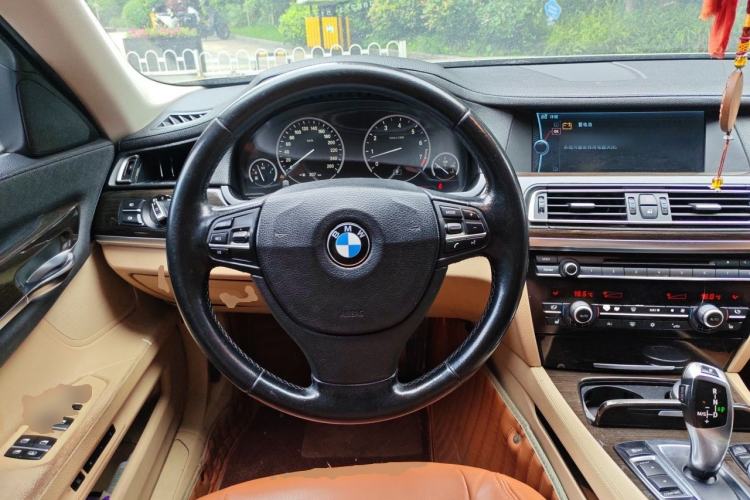 Used BMW 7 Series 2011 740Li Steinway Limited Edition Steering Wheel