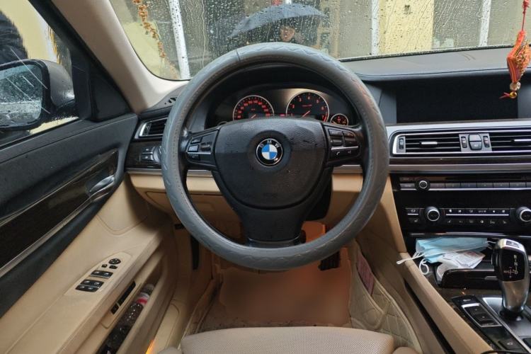 Used BMW 7 Series 2011 730Li Elegant Model Steering Wheel