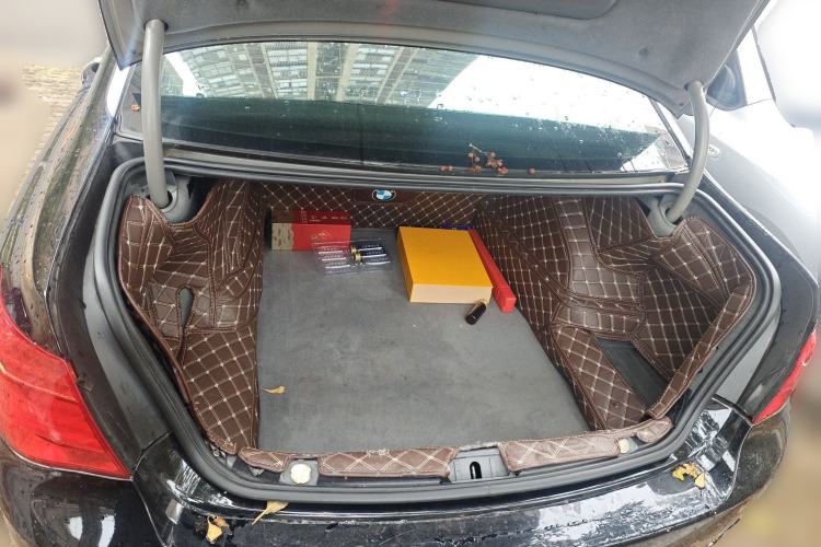 Used BMW 7 Series 2011 730Li Elegant Model Trunk