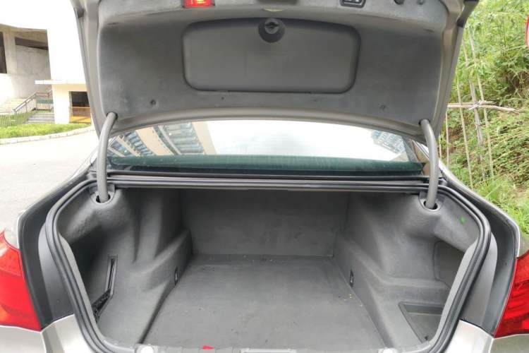 Used BMW 7 Series 2011 730Li Elegant Model Trunk