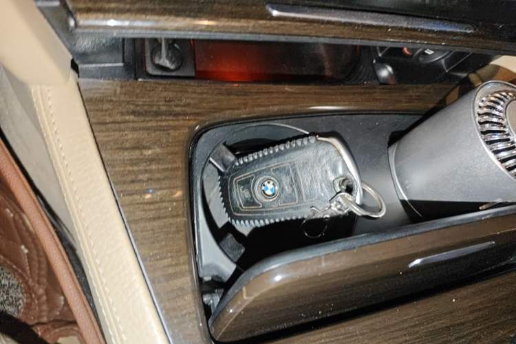 Used BMW 7 Series 2011 730Li Elegant Model Vehicle Key