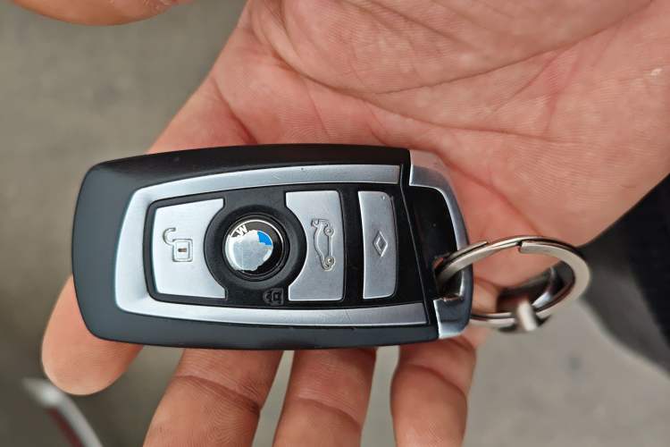Used BMW 7 Series 2011 730Li Elegant Model Vehicle Key