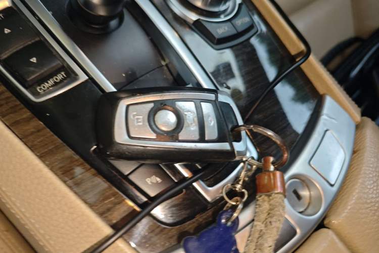 Used BMW 7 Series 2011 730Li Elegant Model Vehicle Key