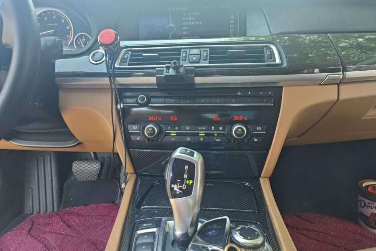 Used BMW 7 Series 2011 730Li Elegant Model Audio And AC Panel