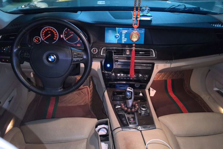 Used BMW 7 Series 2011 740Li Steinway Limited Edition Center Console