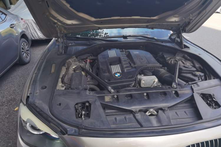 Used BMW 7 Series  Engine Bay Right