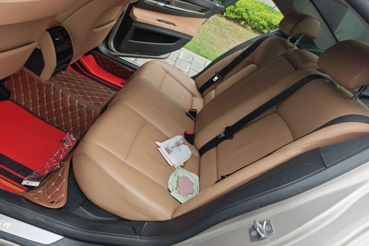 Used BMW 7 Series 2011 730Li Elegant Model Left Rear Seat