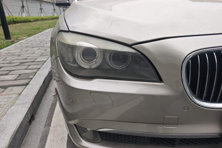 Used BMW 7 Series 2011 730Li Elegant Model Right Front Headlight