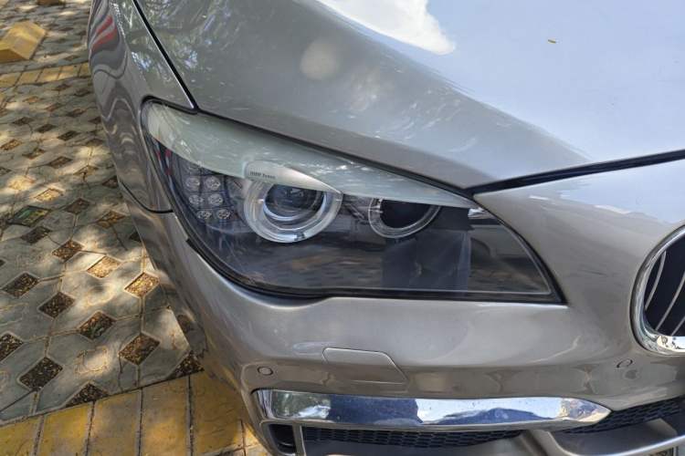Used BMW 7 Series 2011 730Li Elegant Model Right Front Headlight