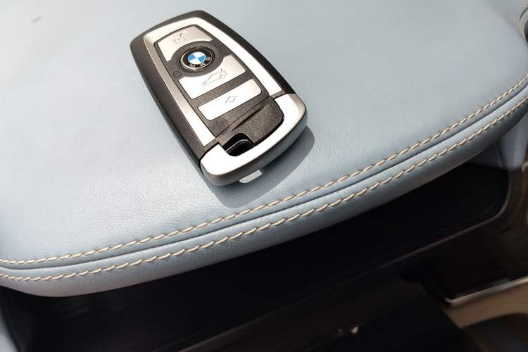 Used BMW 7 Series 2011 730Li Elegant Model Vehicle Key