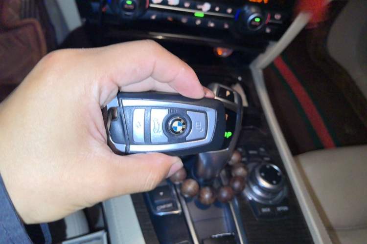 Used BMW 7 Series 2011 740Li Steinway Limited Edition Vehicle Key
