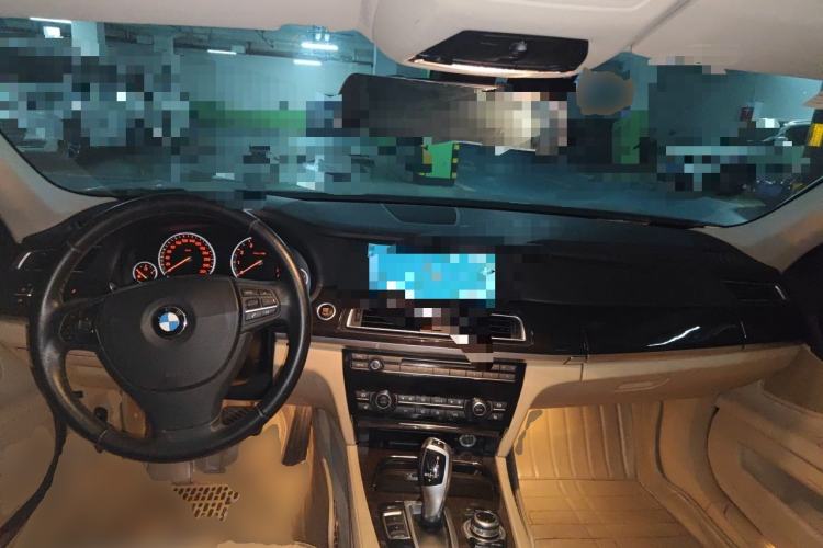 Used BMW 7 Series 2011 730Li Elegant Model Center Console