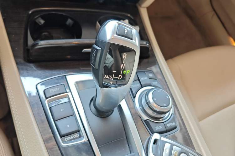 Used BMW 7 Series 2011 730Li Elegant Model Gear Lever