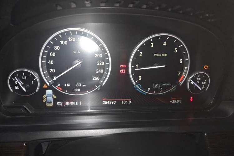 Used BMW 7 Series 2011 750Li xDrive Instrument Cluster