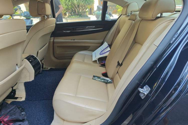 Used BMW 7 Series 2011 730Li Elegant Model Left Rear Seat