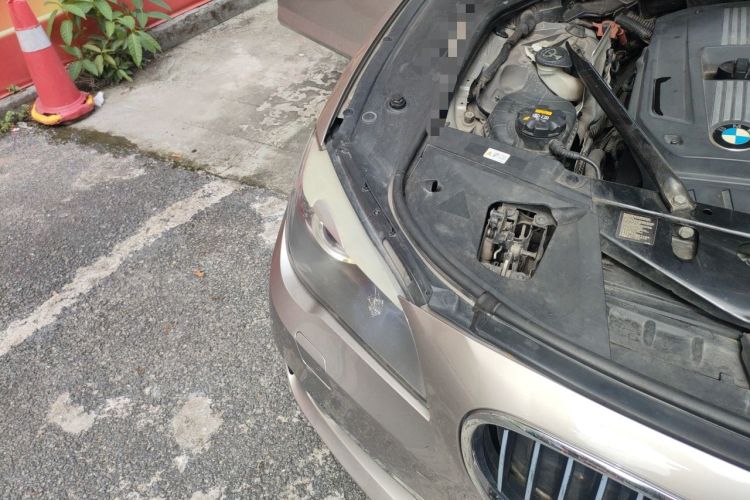 Used BMW 7 Series 2011 730Li Elegant Model Right Front Headlight